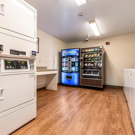Hometowne Studios By Red Roof Fresno - West Luaran gambar