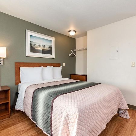 Hometowne Studios By Red Roof Fresno - West Luaran gambar
