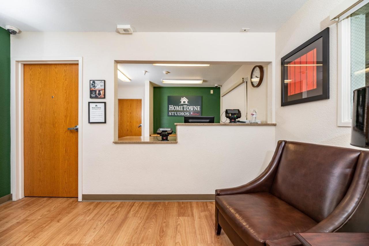 Hometowne Studios By Red Roof Fresno - West Luaran gambar