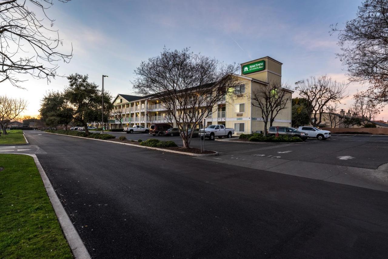Hometowne Studios By Red Roof Fresno - West Luaran gambar